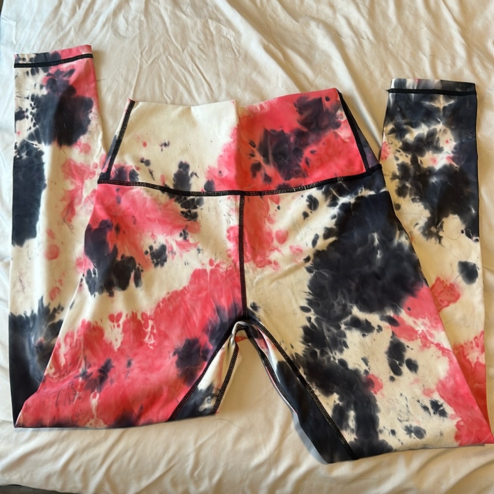 Curves N Combatboots pink Tie Dye Leggings Size- Medium